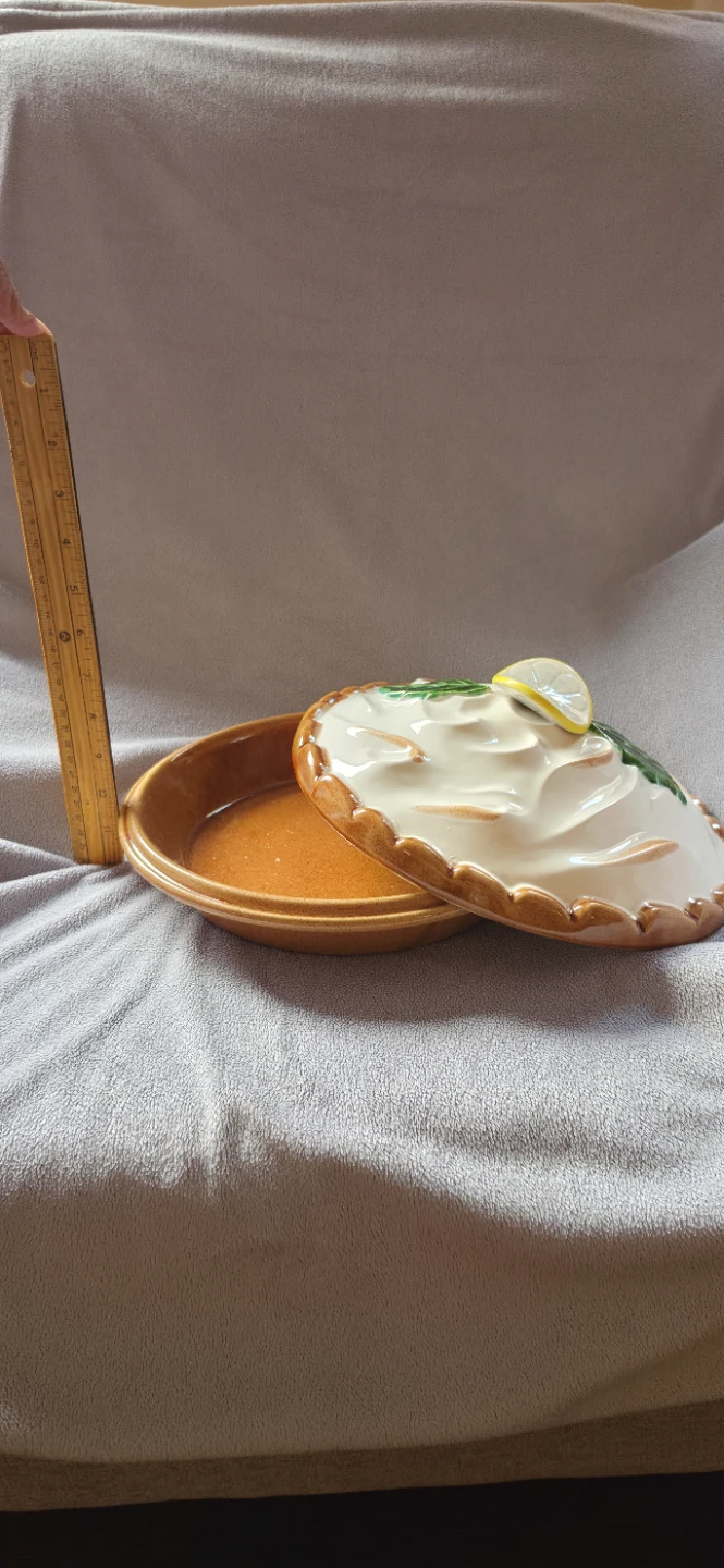Ceramic Lemon Meringue Pie Keeper