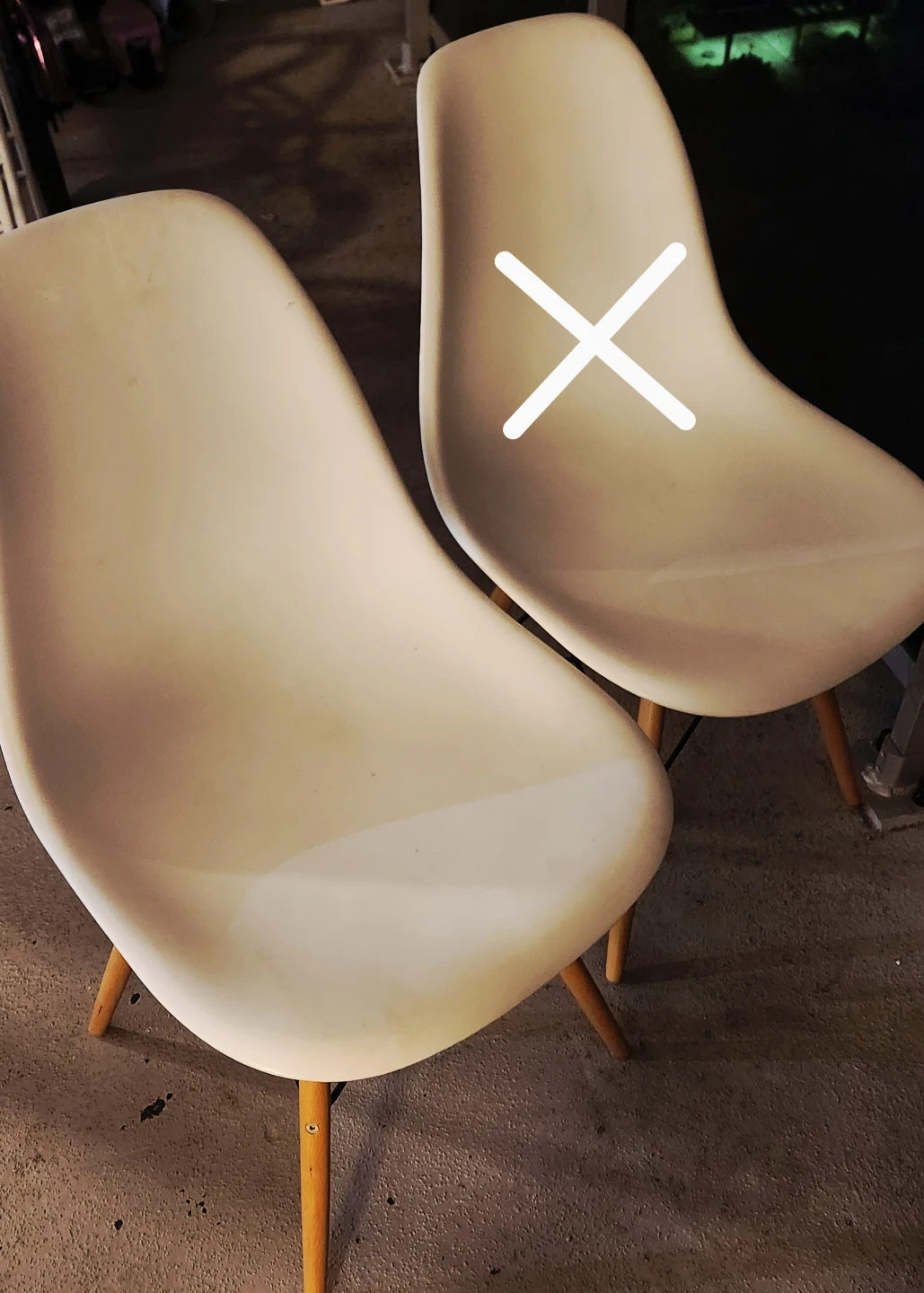 Dinning chair - 1 white chair left - photo 4