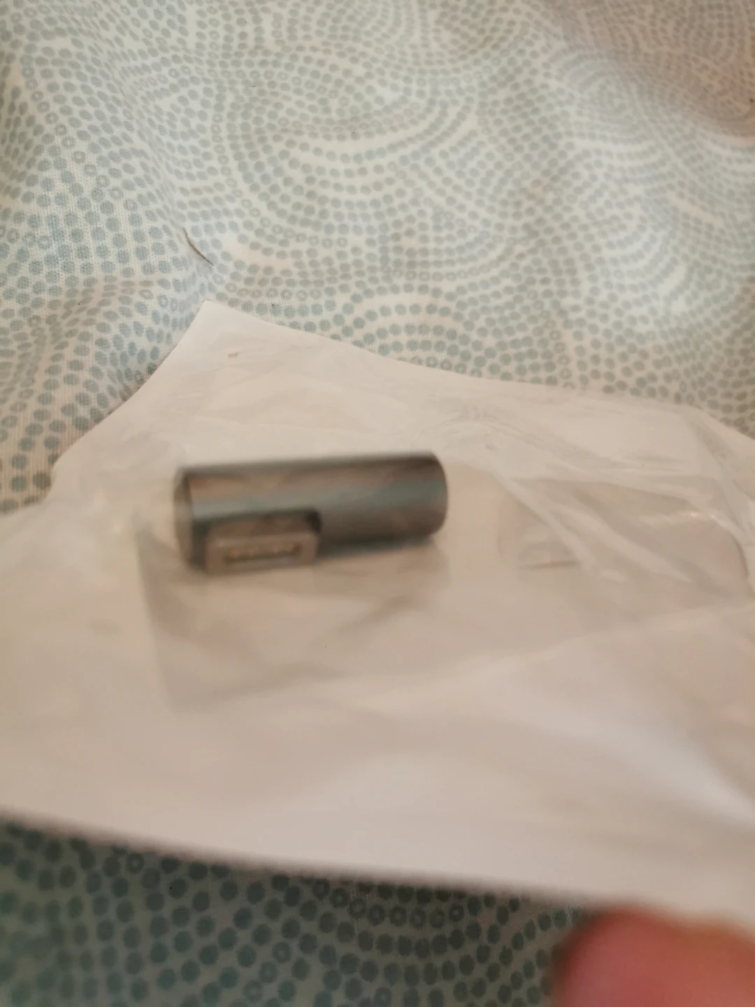 Macbook magsafe L head tiny plug - photo 3