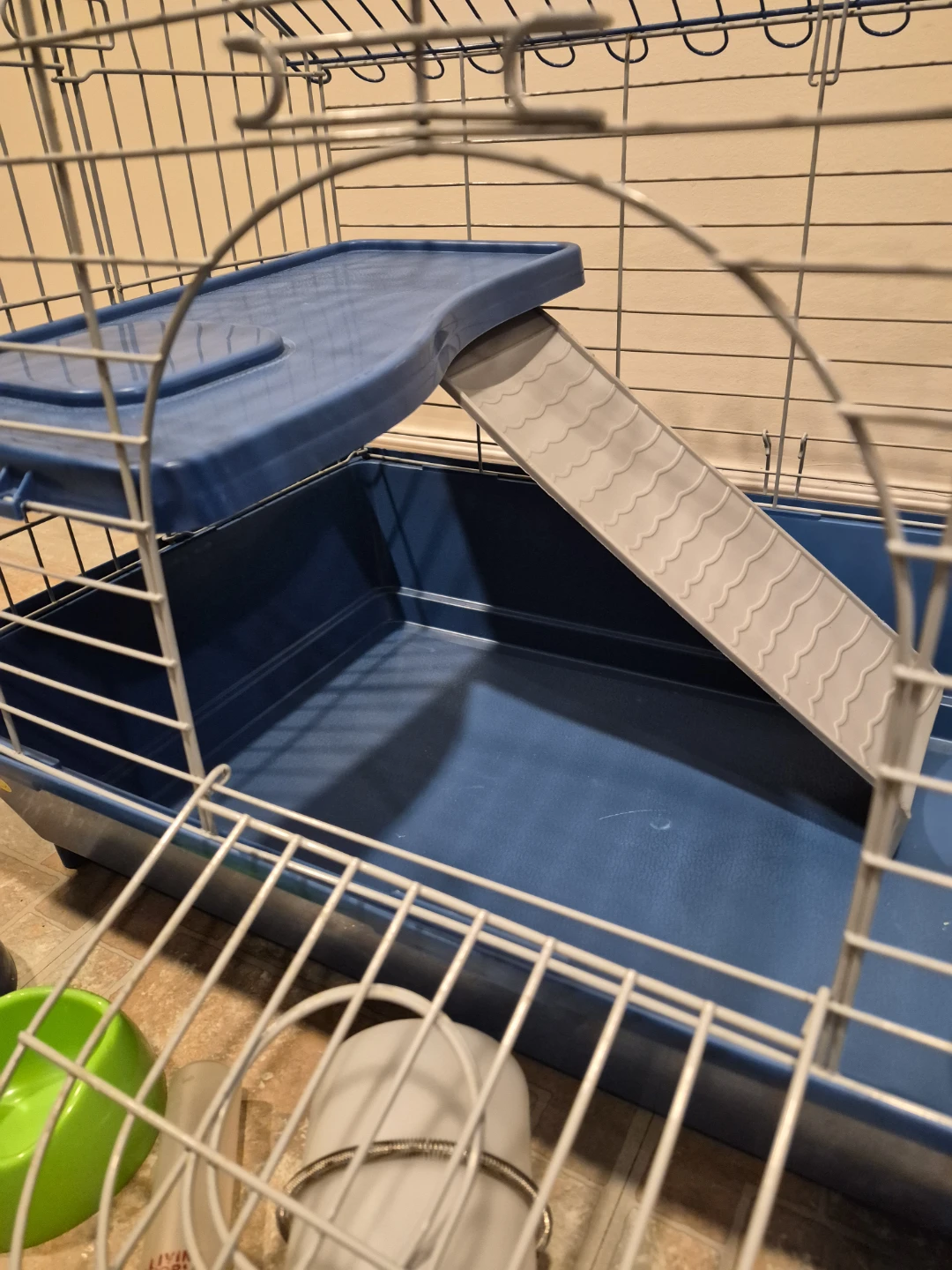 Small Pet Cage with Accessories - photo 2