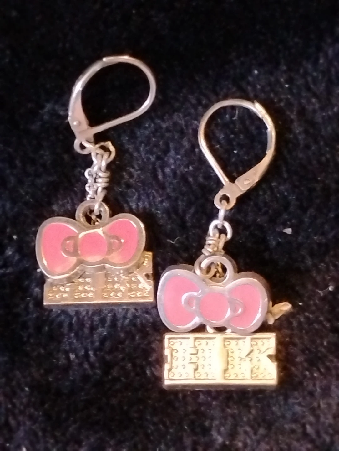 Sterling Silver Hello Kitty Bow Earrings - photo 2