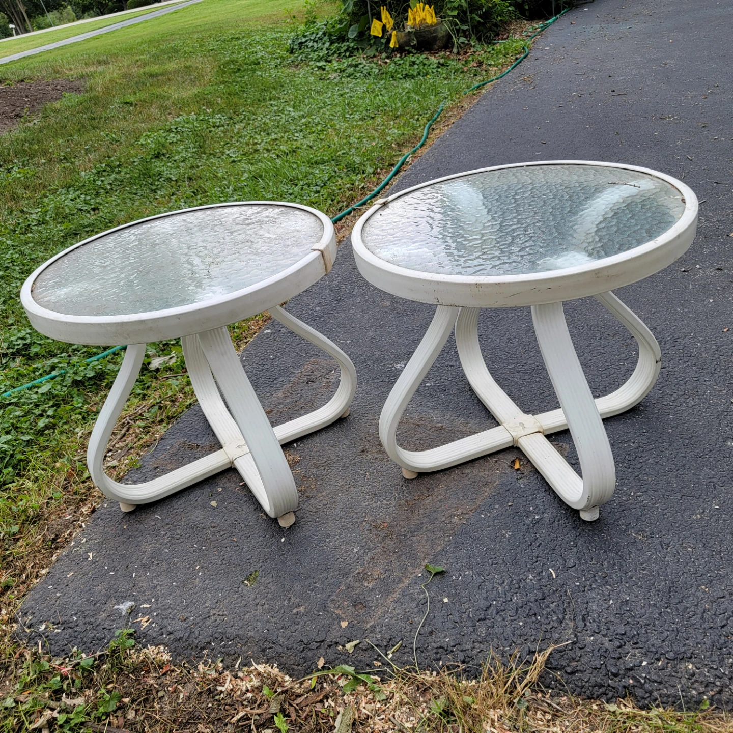 Pair of Glass Top Side Tables - photo 2