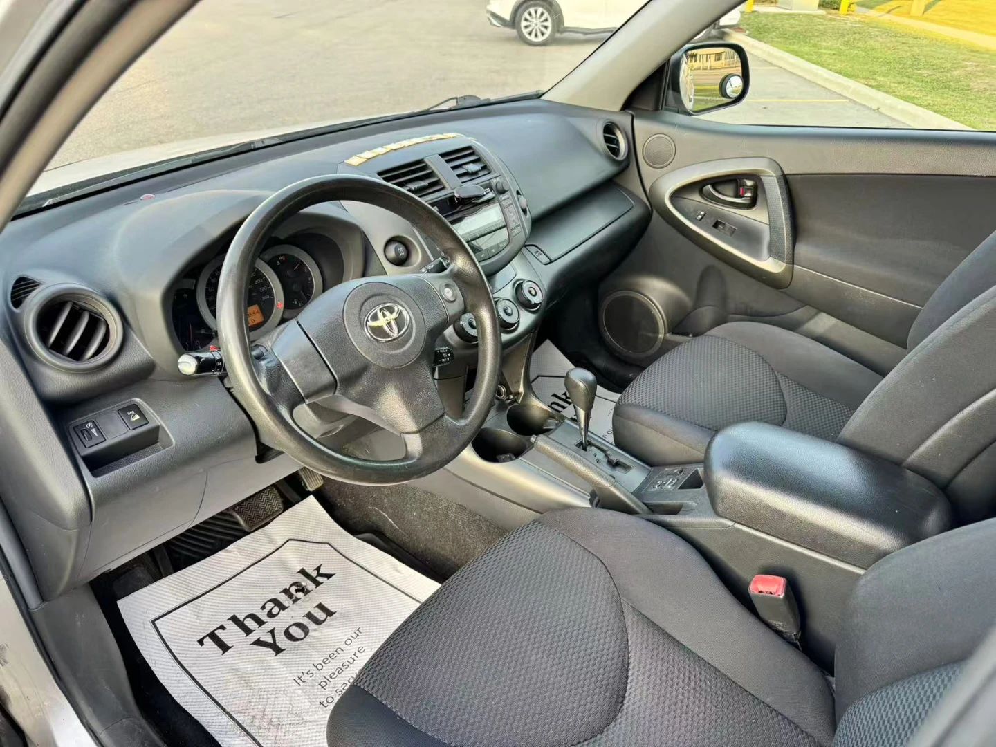 2009 Silver Toyota RAV4 V6 AWD - photo 5