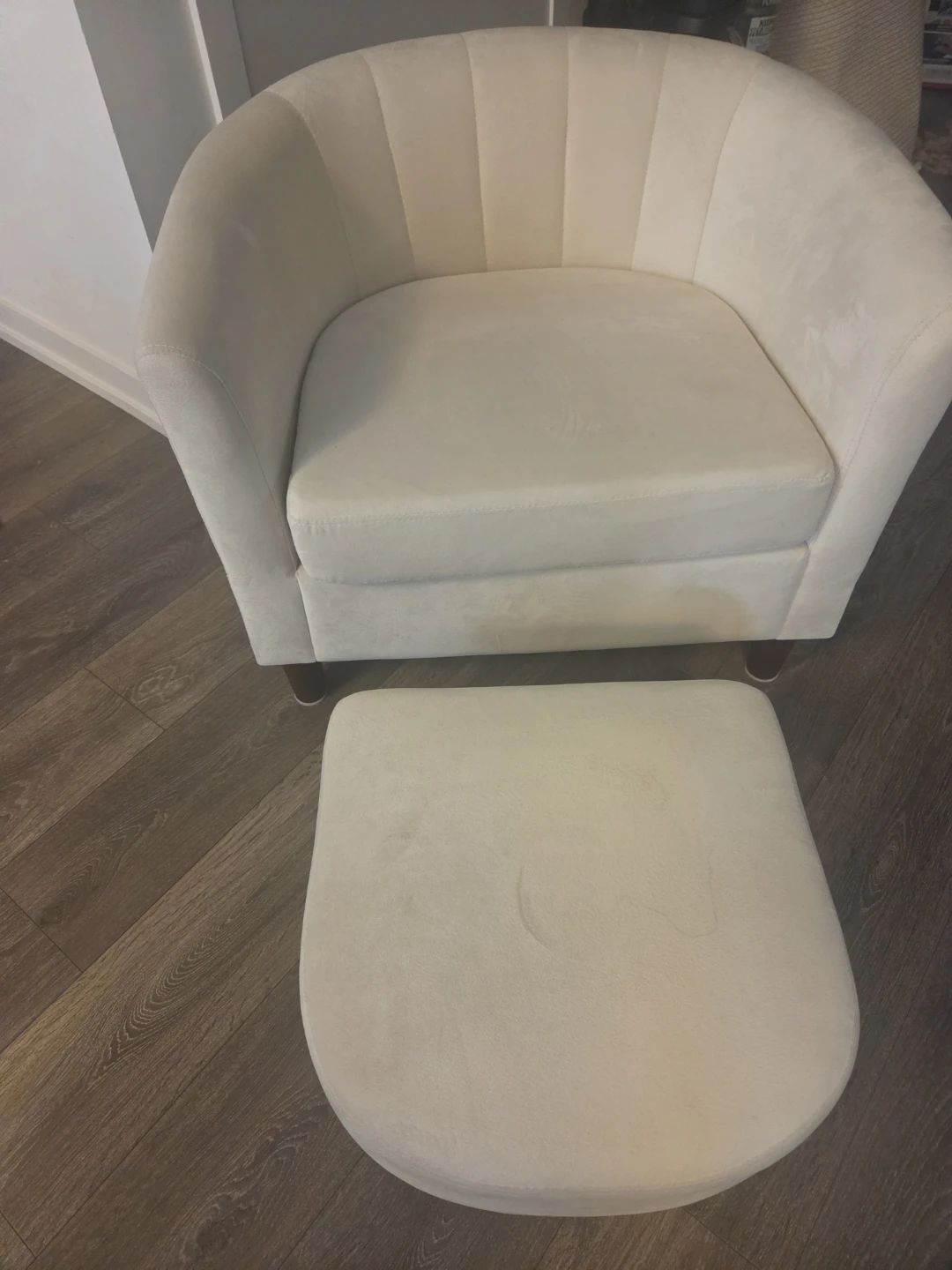 Barrel Chair With Ottoman - photo 2
