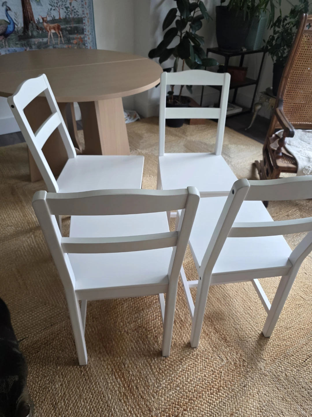 Set of 4 White Dining Chairs - photo 2