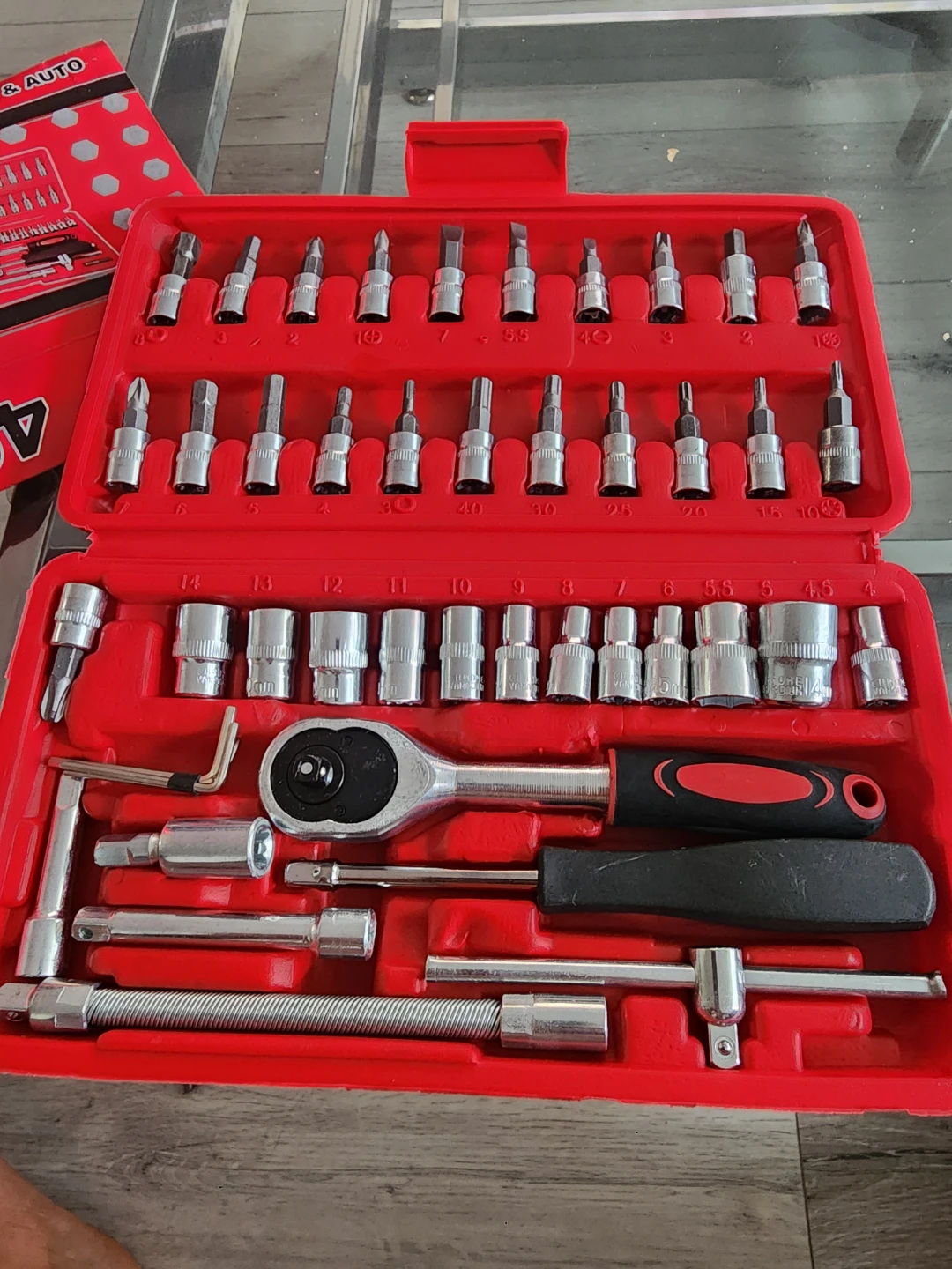 46 pieces & AUTO Tool Set