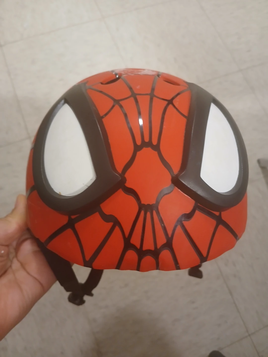 Casque et protège-tibias Spiderman pour enfants