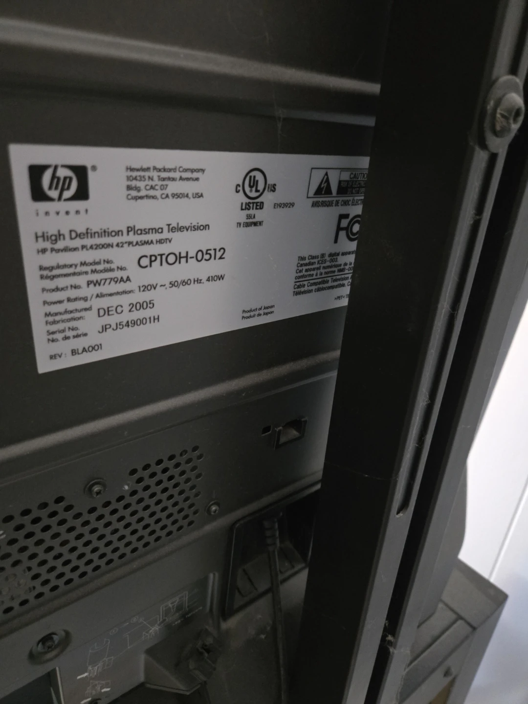 HP Pavilion 42" HD Plasma TV and stand - photo 2