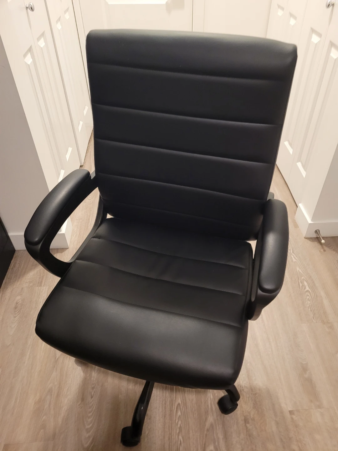 Black Executive Office Chair - photo 5