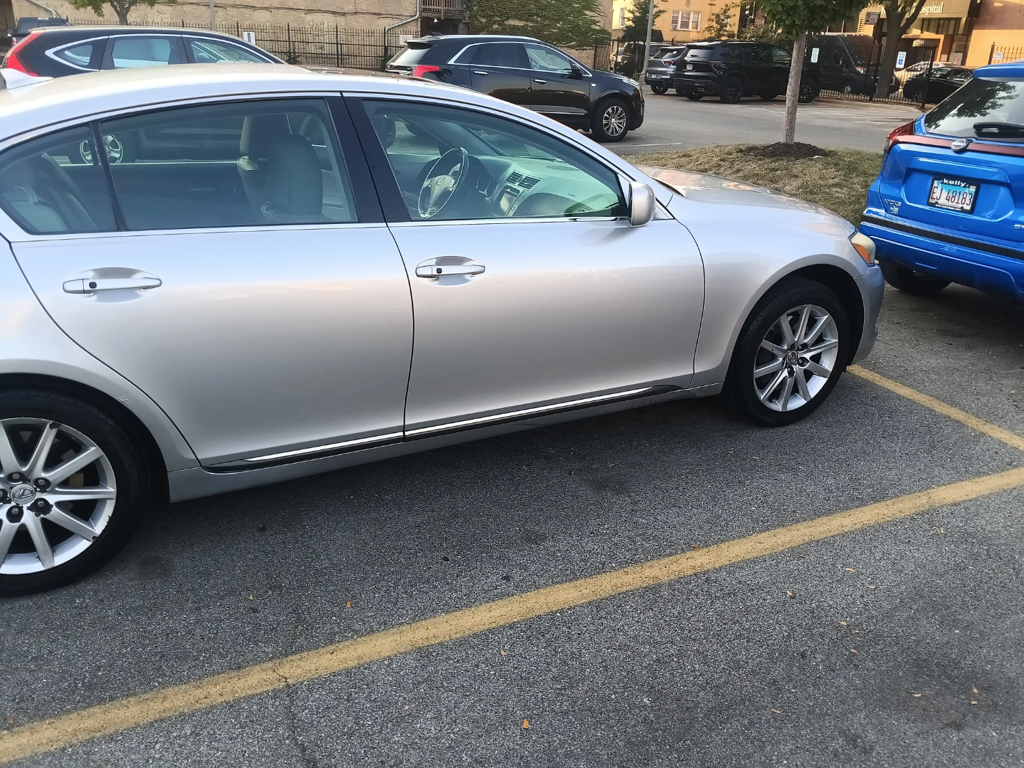 Car - photo 4
