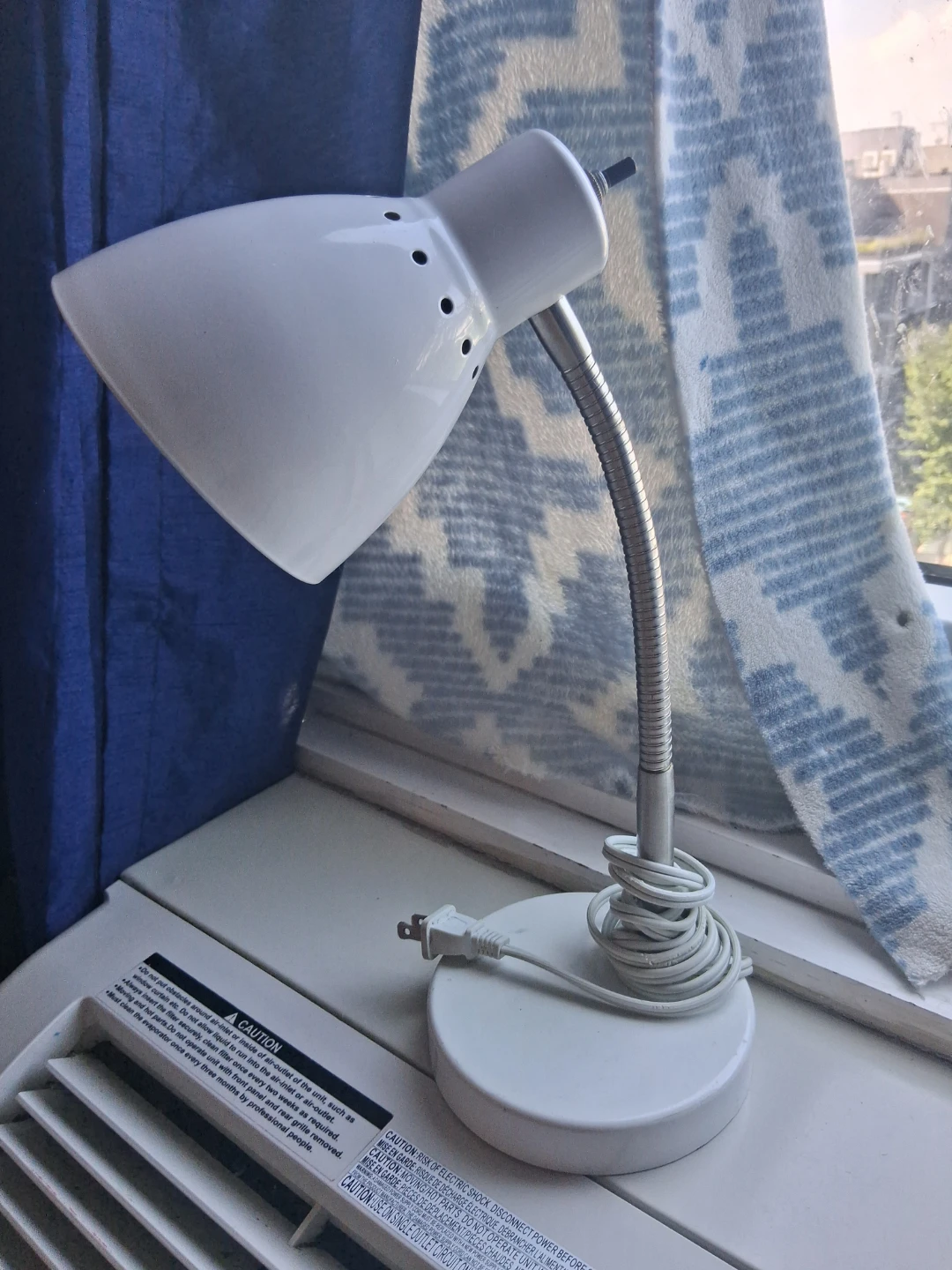 White Gooseneck Desk Lamp