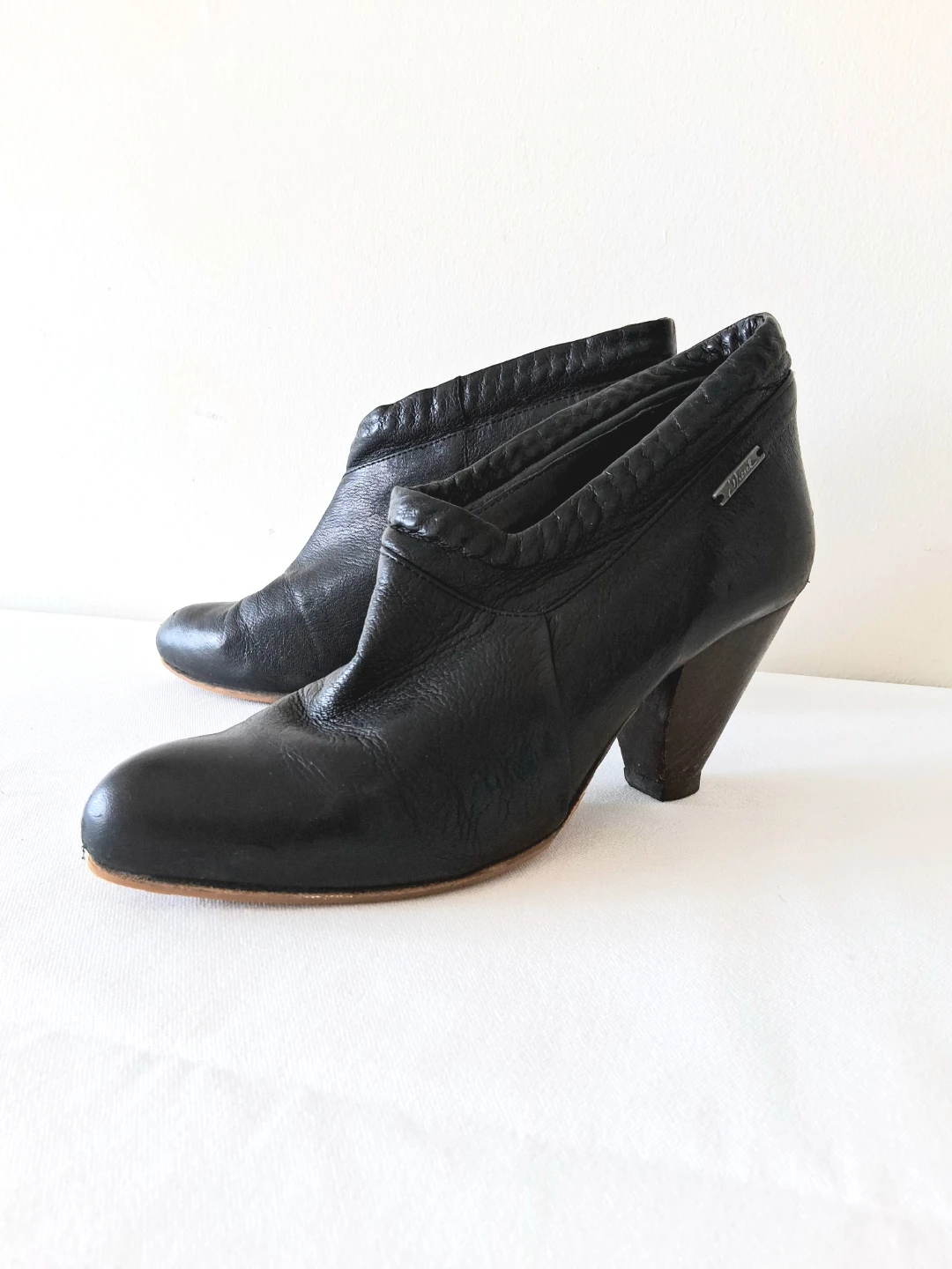 Diesel Wood Heel Genuine Leather Ankle Boots 👠 Women Sz 39
