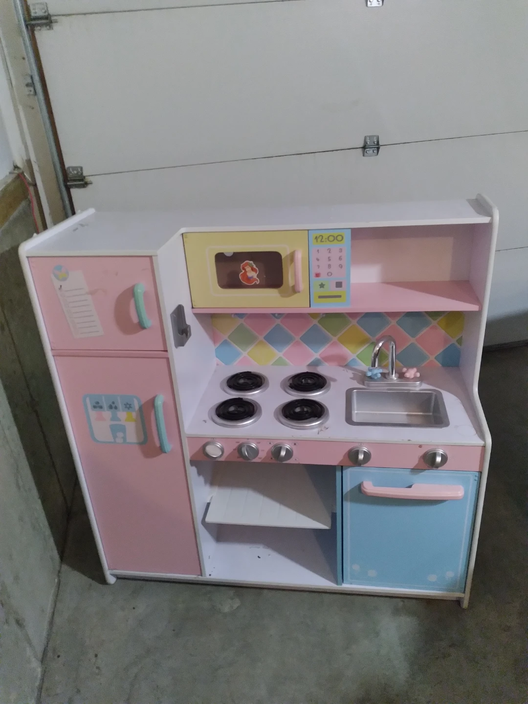 Kids kitchen play set