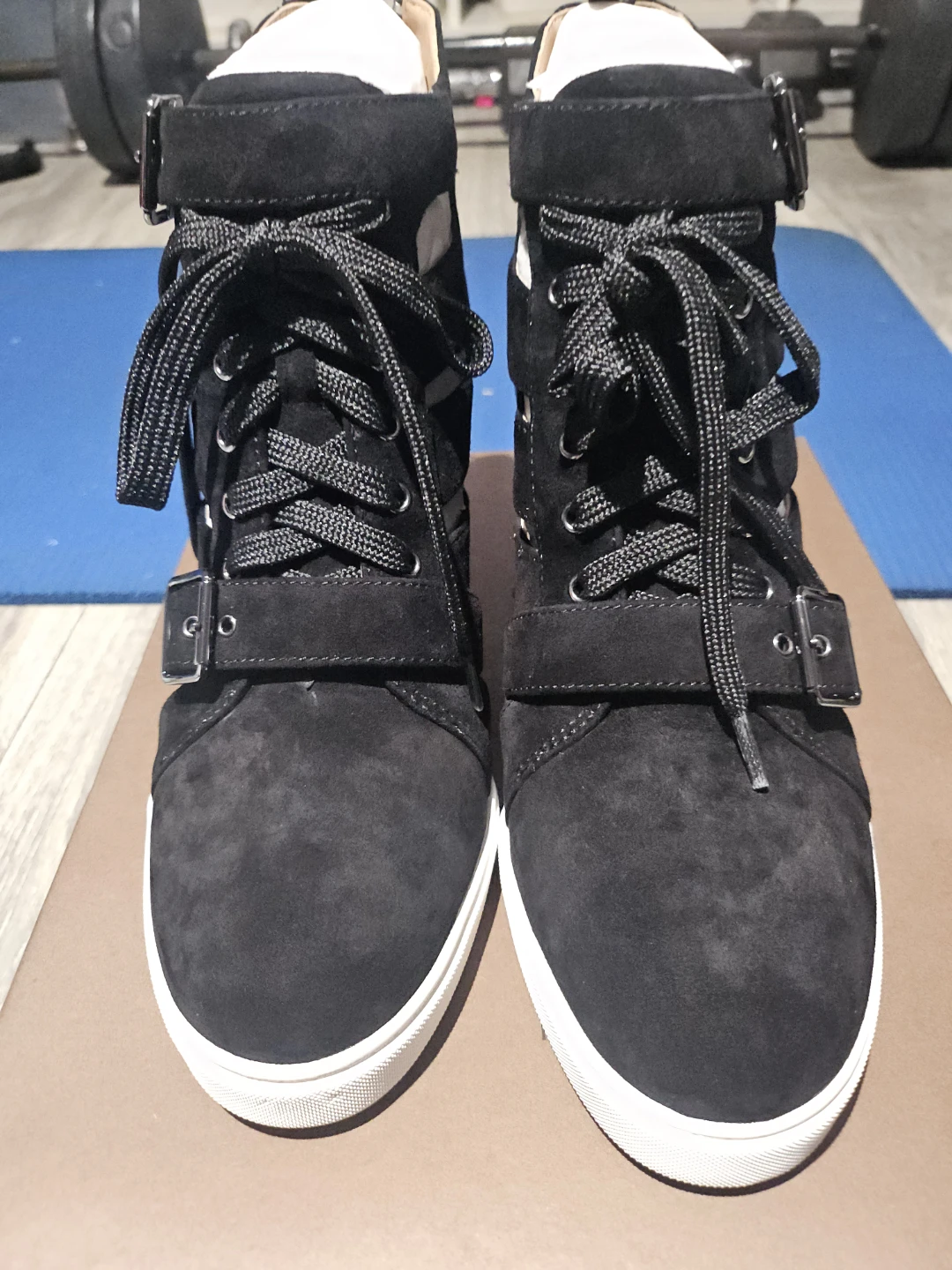 Black Suede Wedge Booties - photo 4