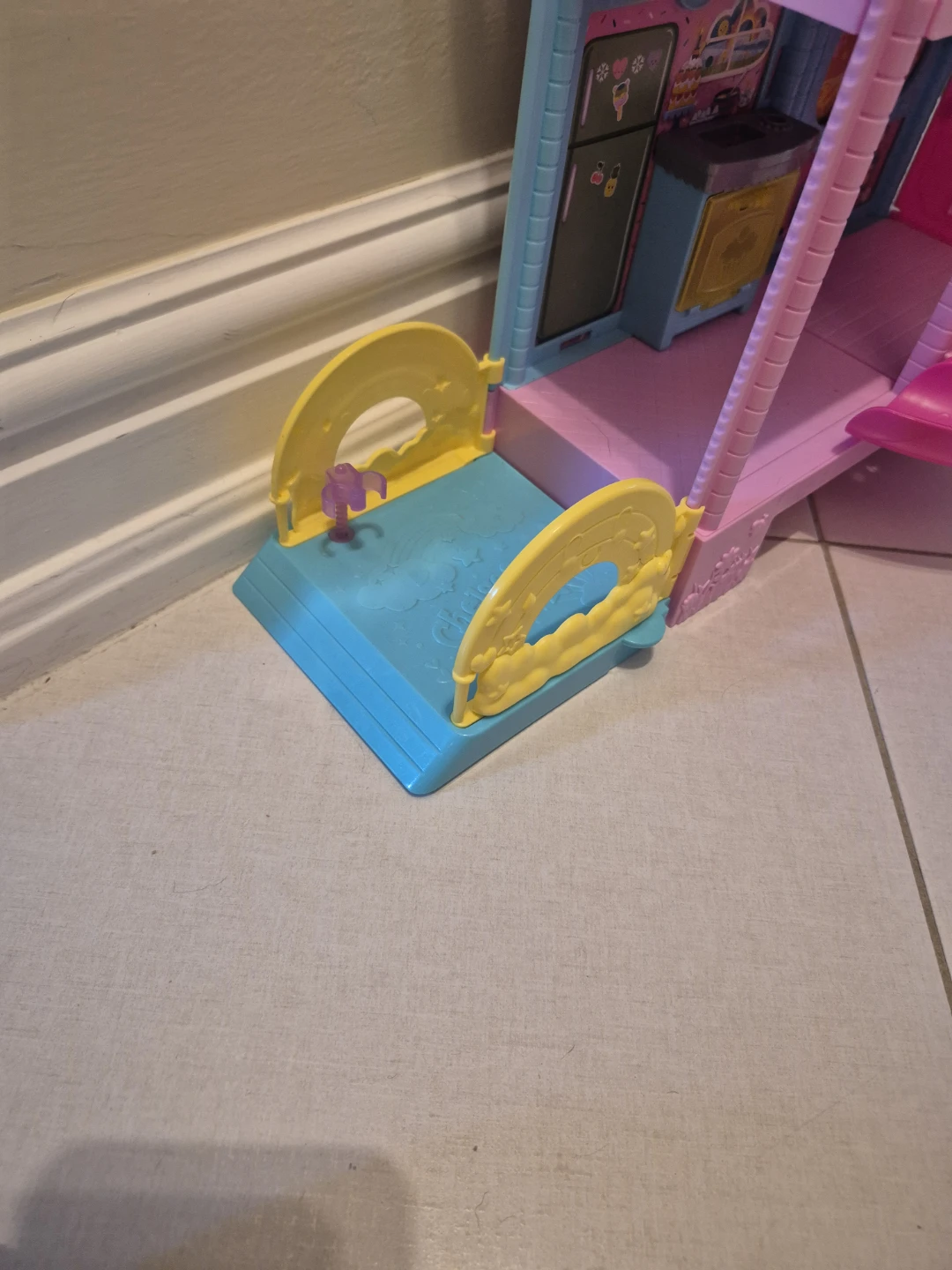 Dollhouse Playset with Slide - photo 4