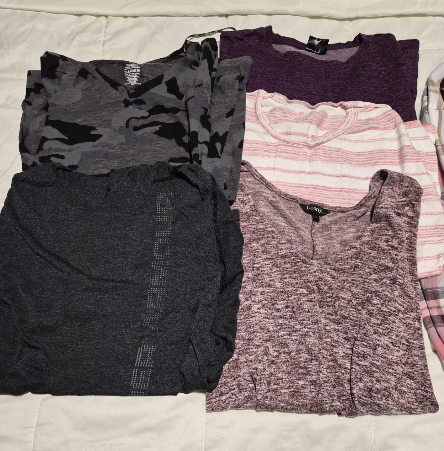Women's Clothing Lot - photo 3