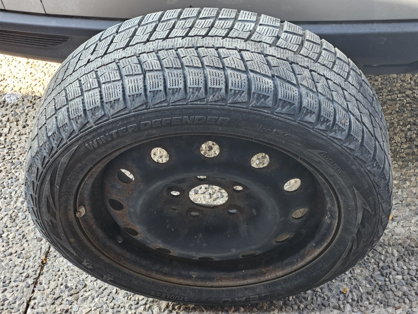 2016 Hyundai Elantra Winter Tyres with alloy rims