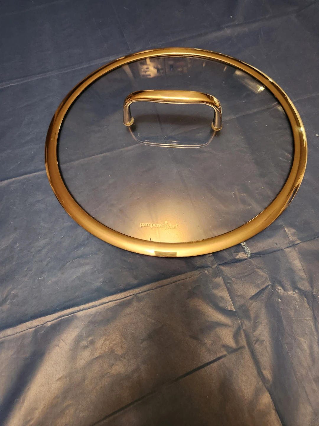 Pampered Chef Glass Lid with Gold Trim