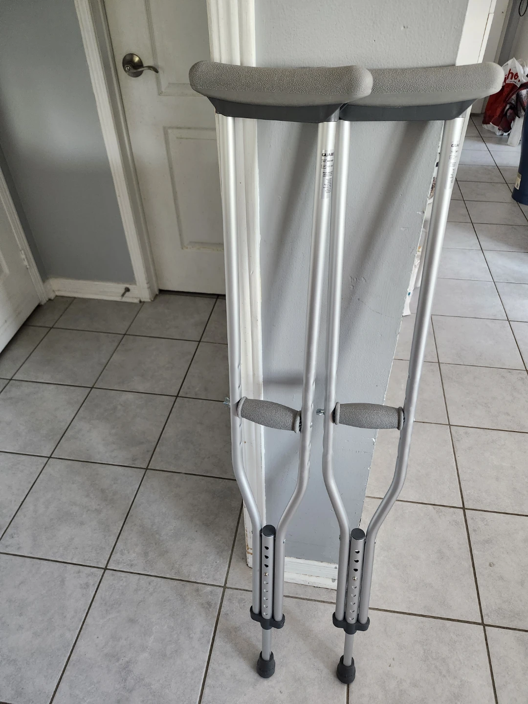 Guardian Crutches