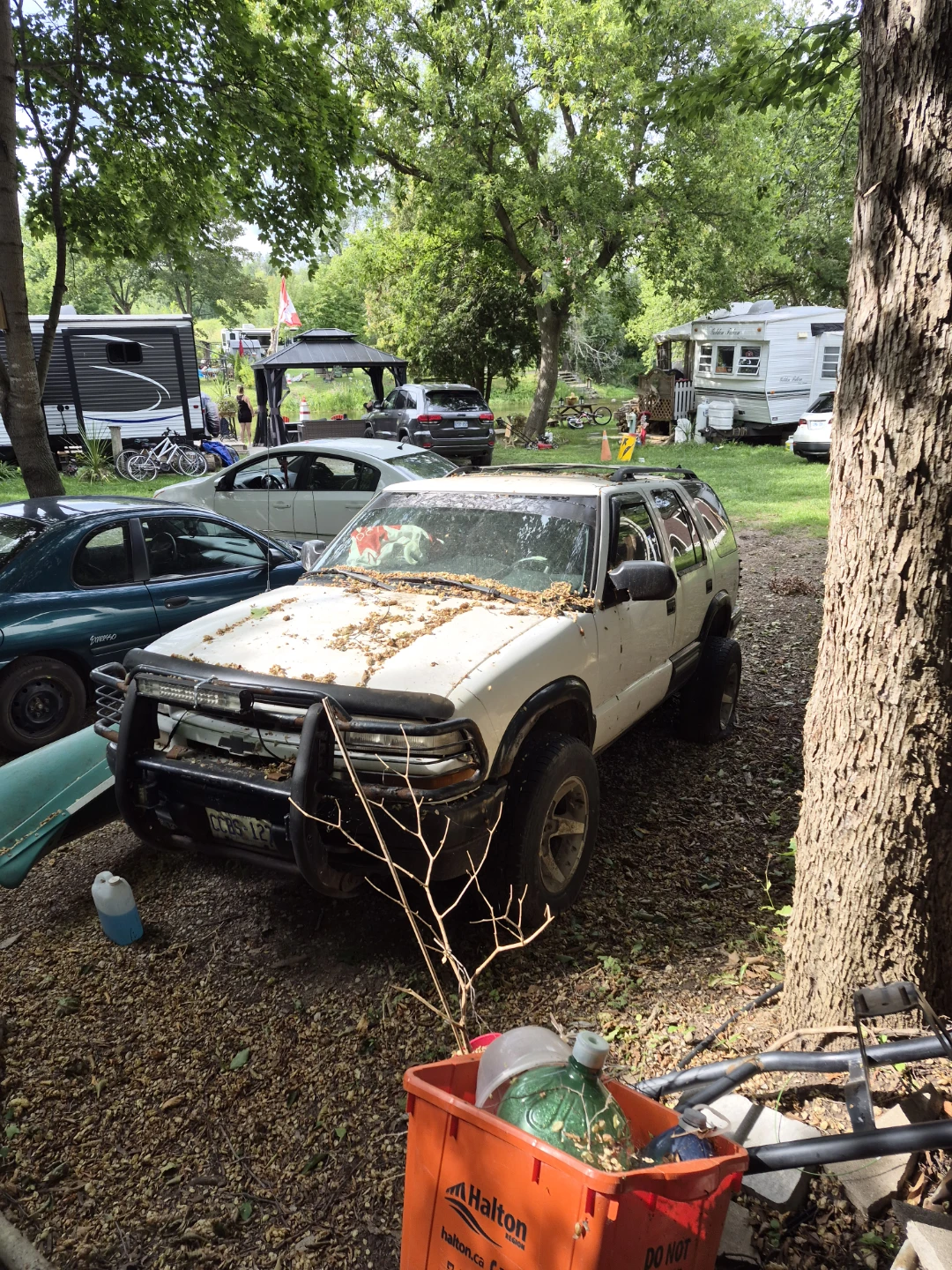 1999 White Chevrolet Blazer SUV - photo 2