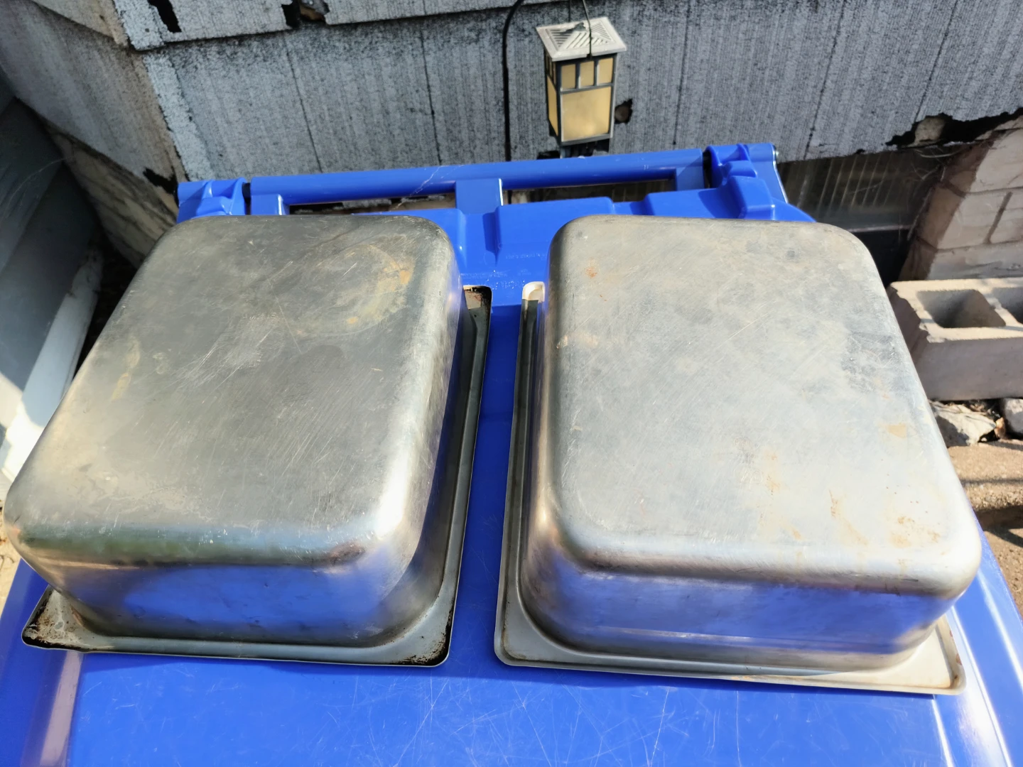 Two metal serving pan used 3 3/4 tall x 12 1/2 x 10 1/8 - photo 3