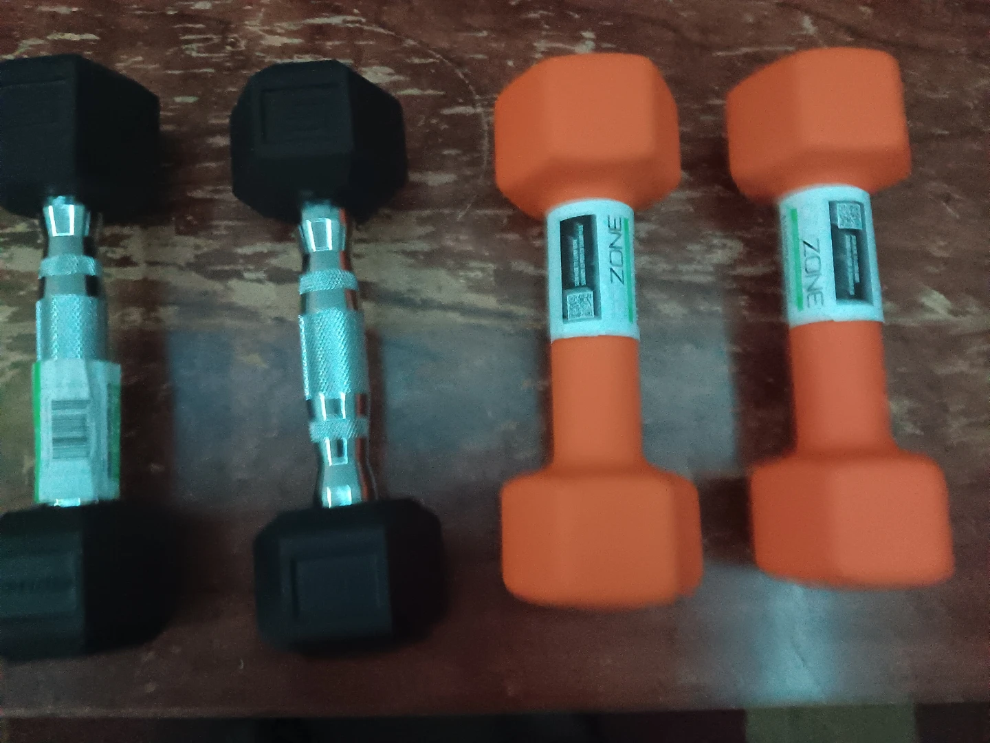 ZONE Dumbbells (2 Orange, 2 Black)
