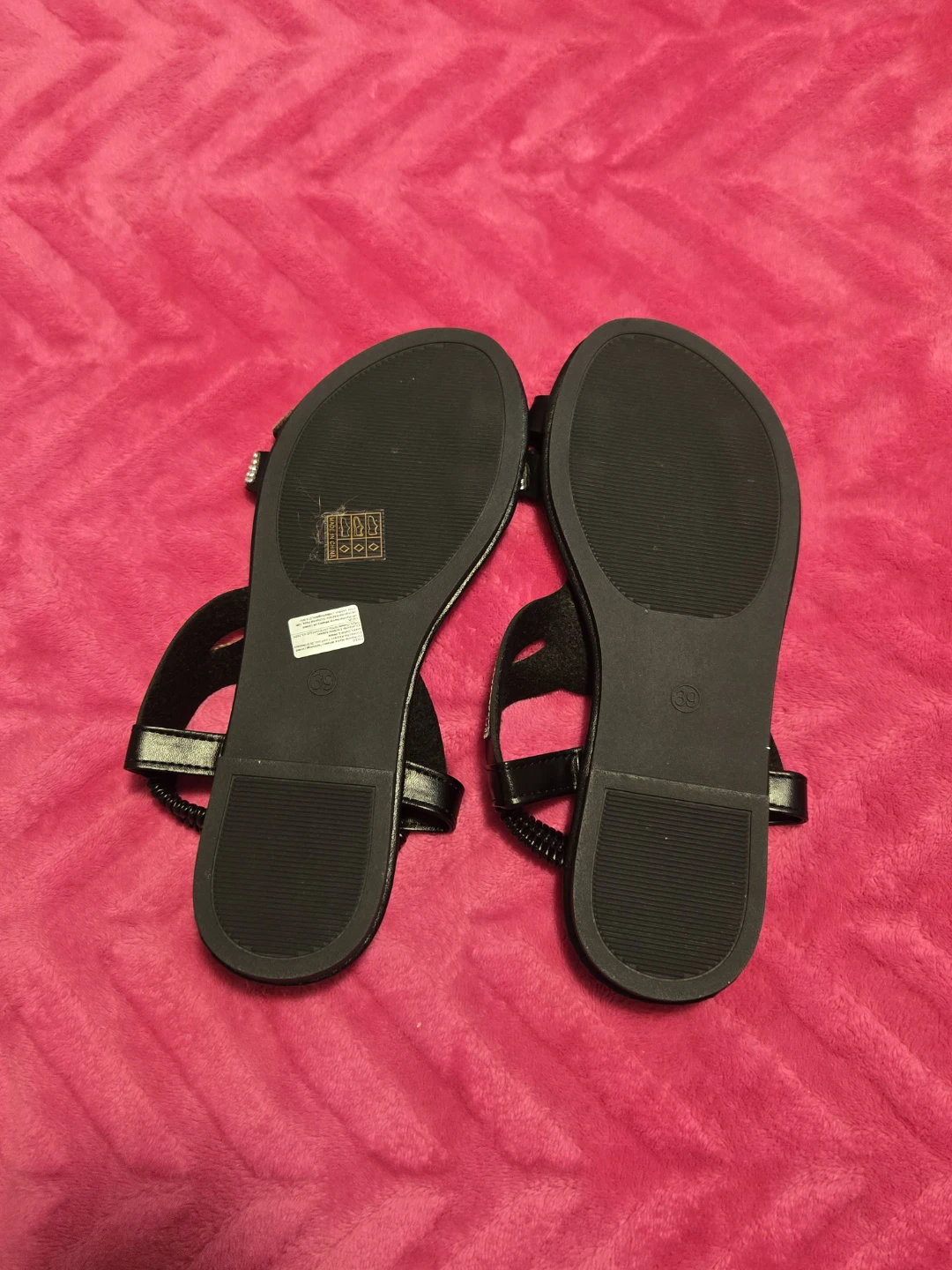 Black & Silver Beautiful Flat Sandals - photo 2
