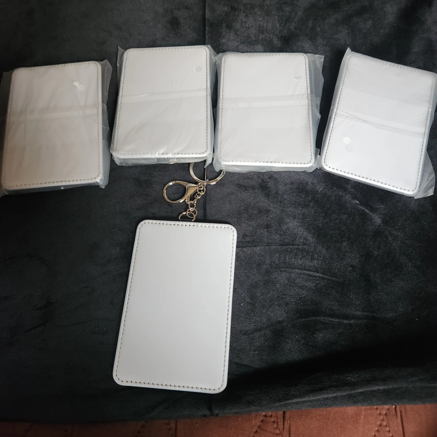 5 Blank White PU Leather Keychain Card Holders