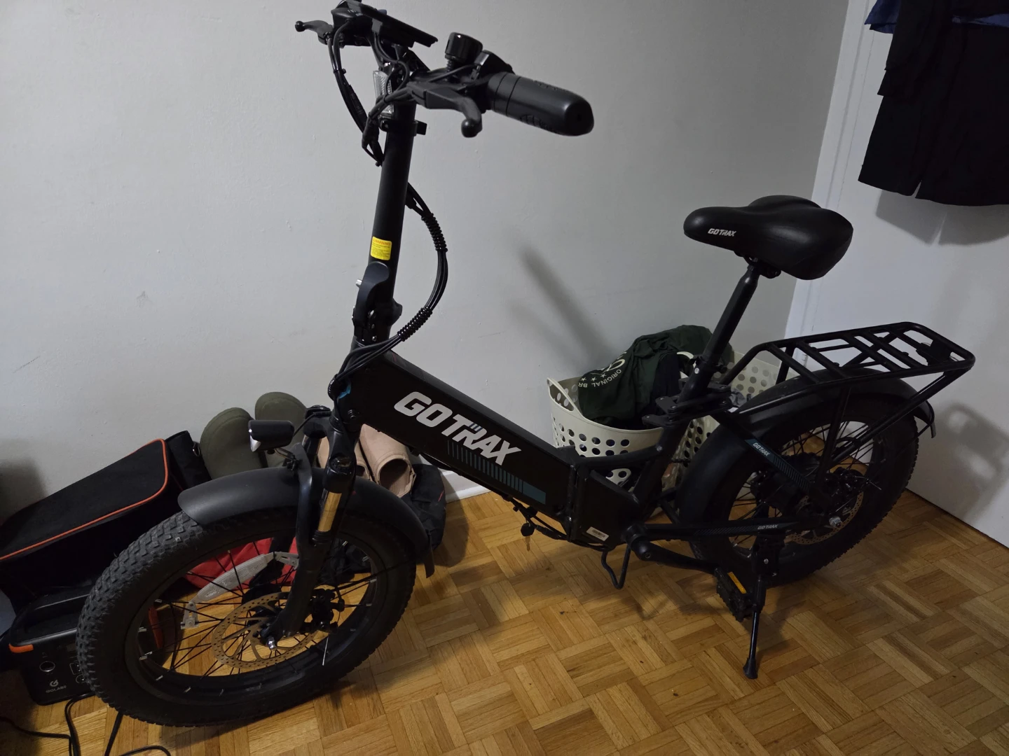 GoTrax Electric Fat Tire Folding Bike - photo 3