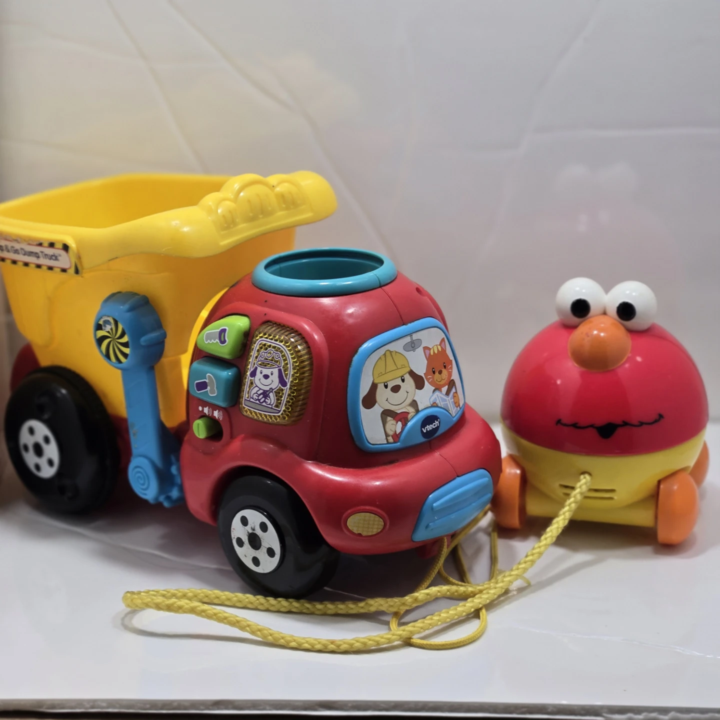VTech Drop and Go Dump Truck and Elmo Pull Toy - photo 2
