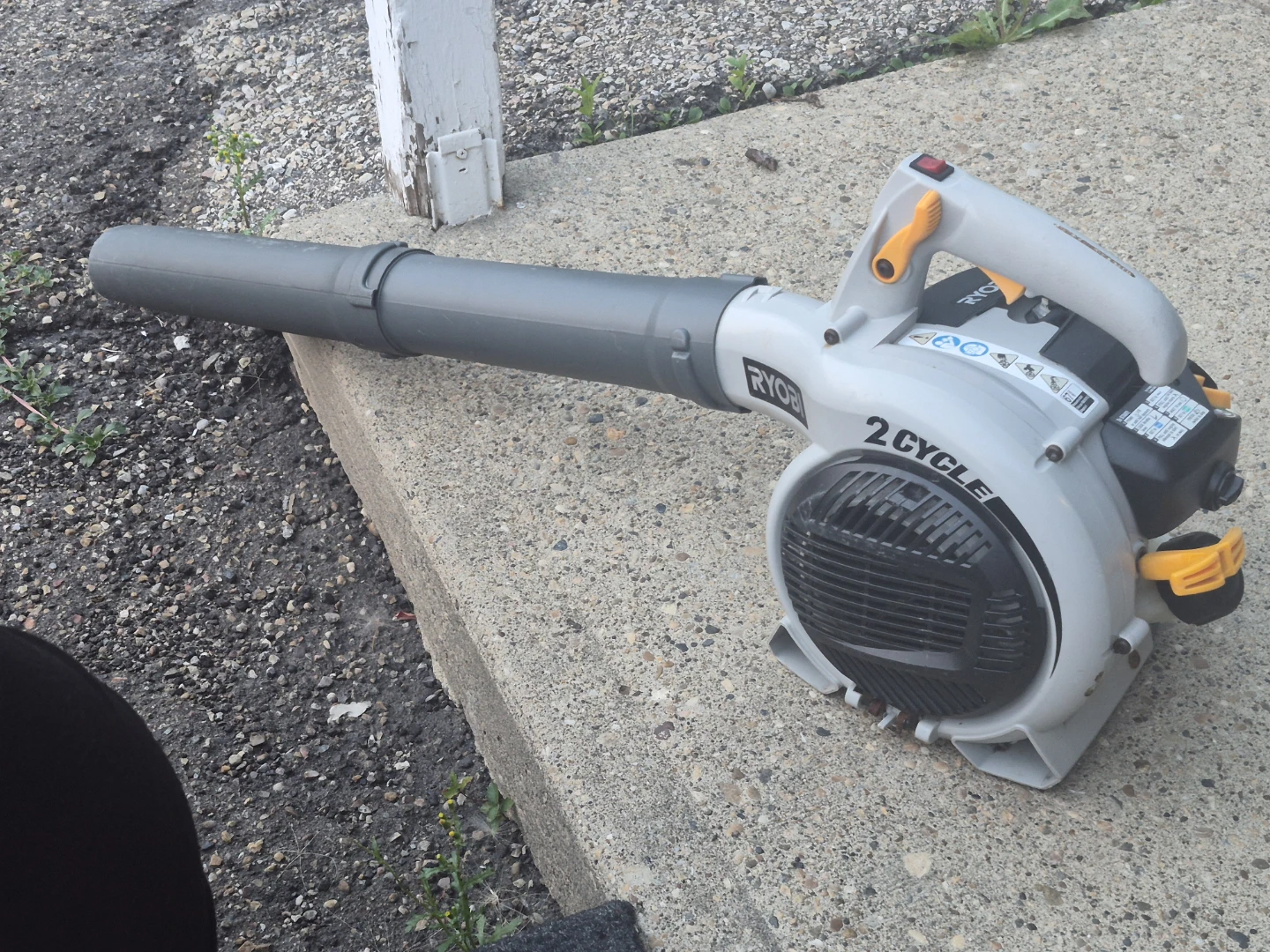 Ryobi 2 Cycle Gas Leaf Blower