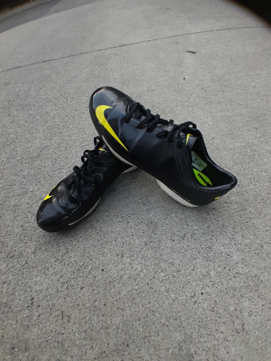 Nike Soccer Cleats Solid Men's Size 9 - photo 4