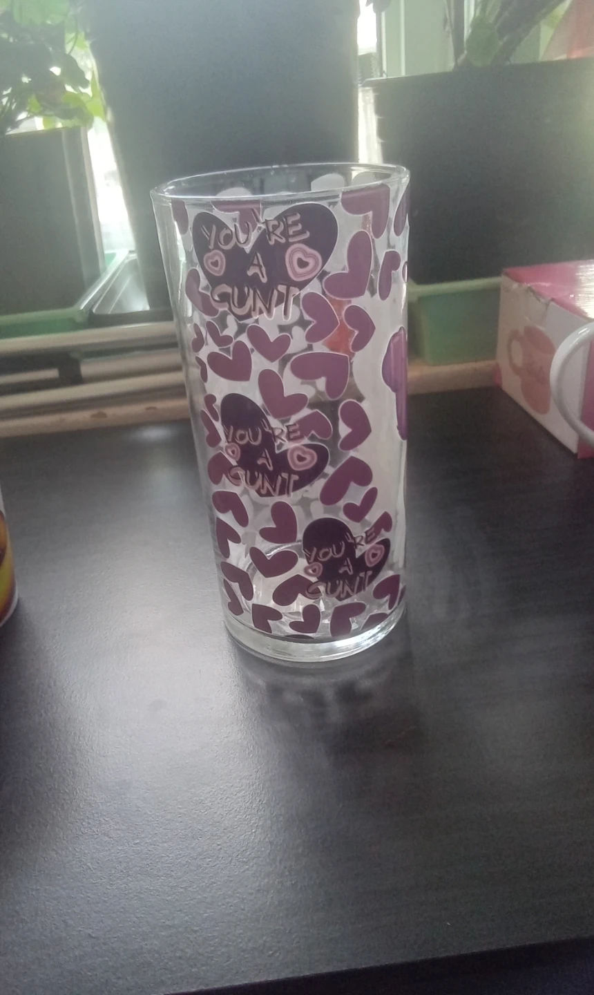 Flower vase  with hearts and bear design - photo 3