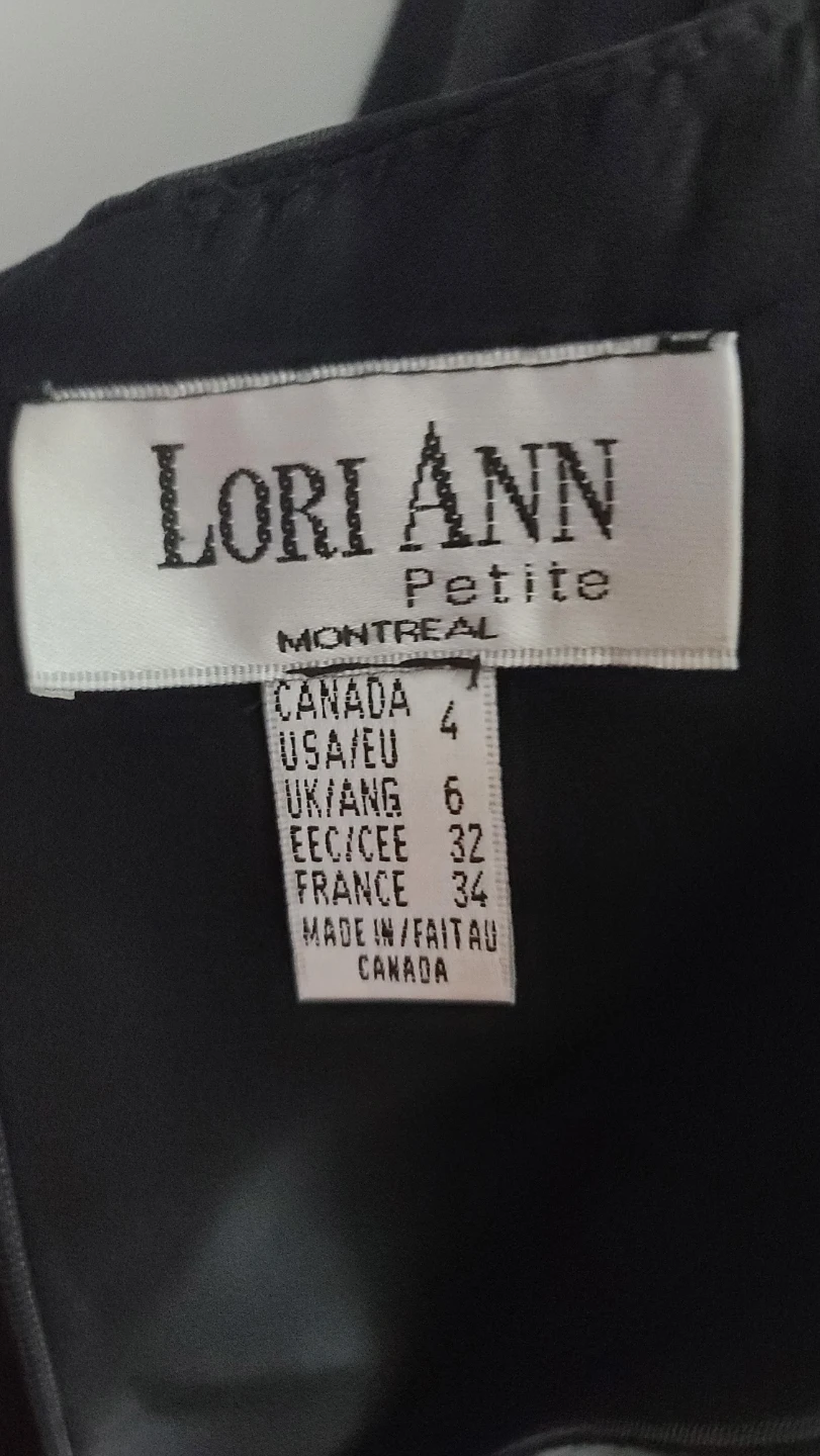 Lori Ann Petite Black Maxi Dress - photo 2