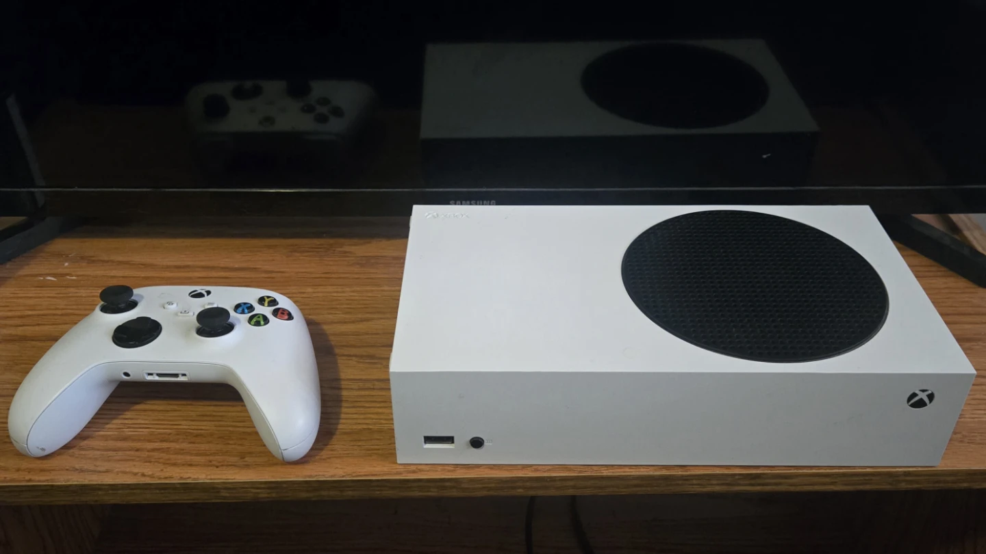 Xbox Series S Console with Controller