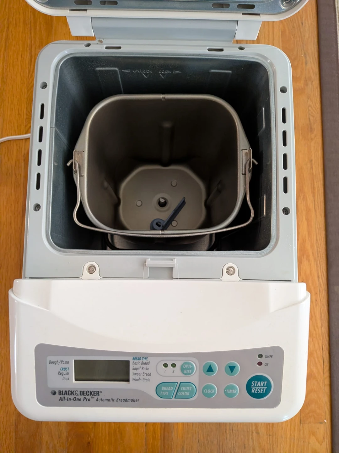 BLACK+DECKER All-in-One Pro Automatic Breadmaker - photo 2