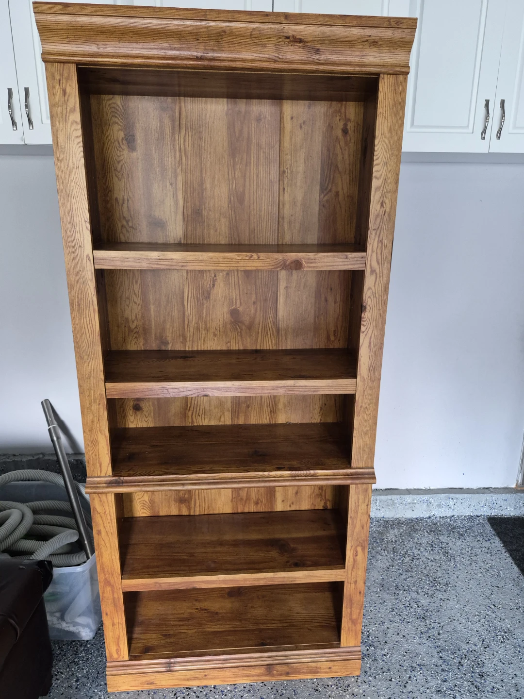 Wooden Bookcase with 6 Shelves - photo 2