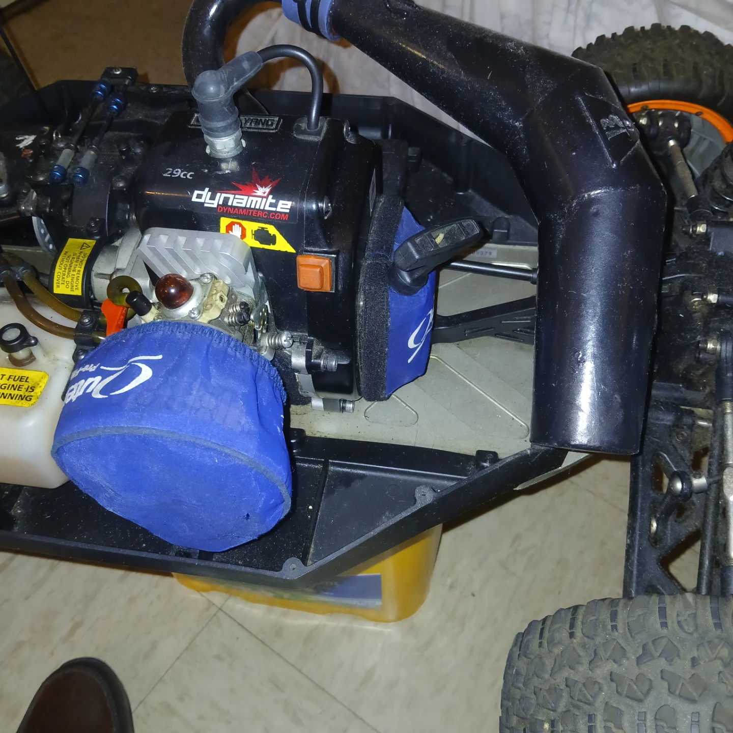 Horizon Hobby Losi 2.9cc RC gas teuck - photo 3