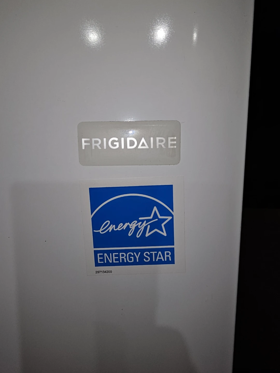 White Upright Freezer - photo 5
