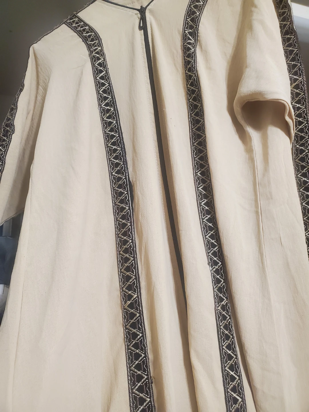 Beige Kaftan with Black and White Trim - photo 4