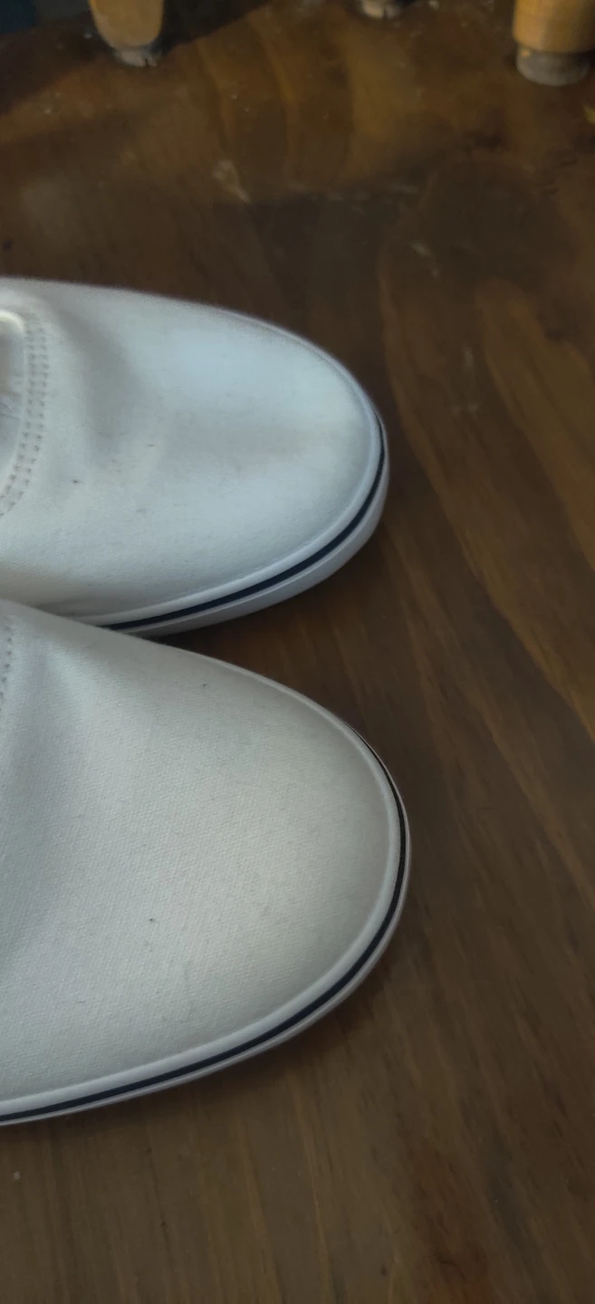 Old Navy White Canvas Sneakers - photo 5