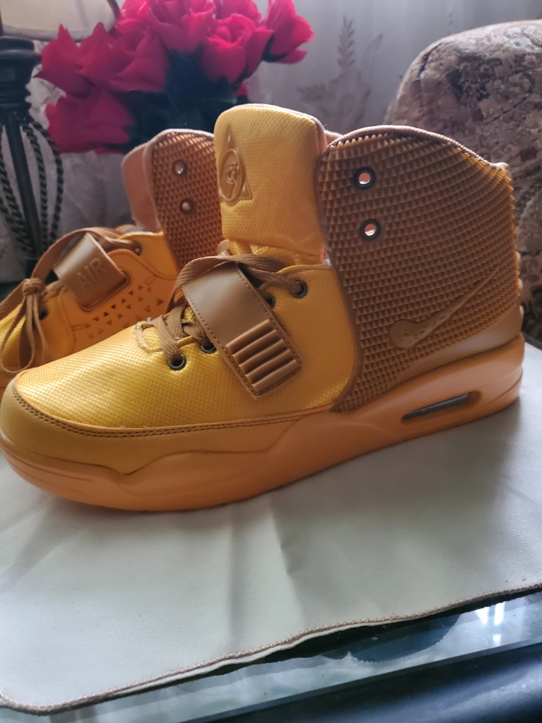 AIR size 9.5 - photo 2