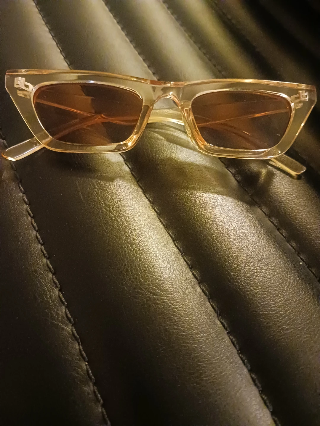 Clear champagne cat eye sunglasses - photo 3