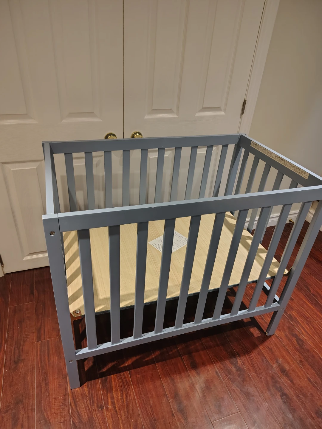 Delta Children Mini Crib - photo 4