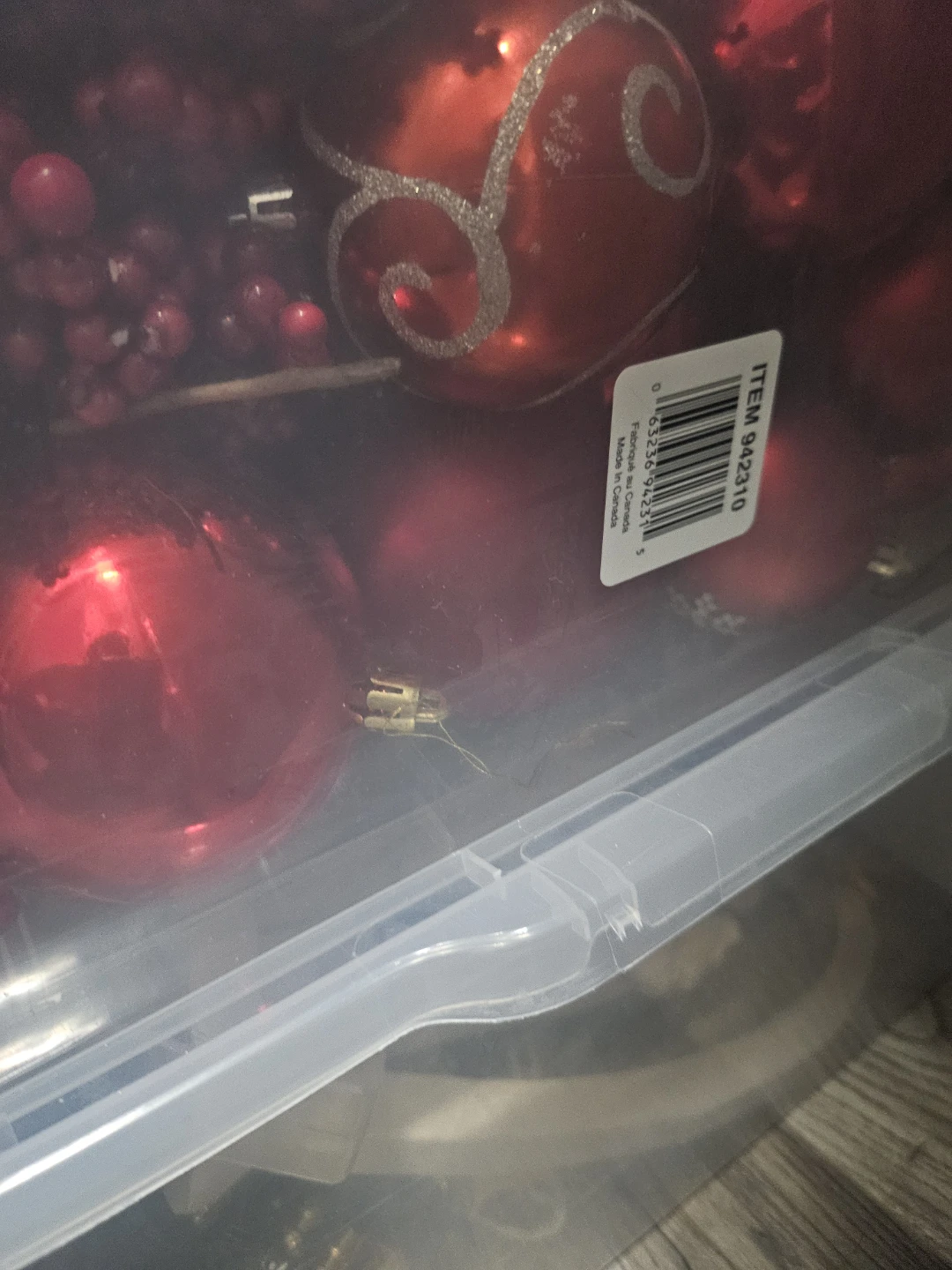 Red Christmas Ornaments Set