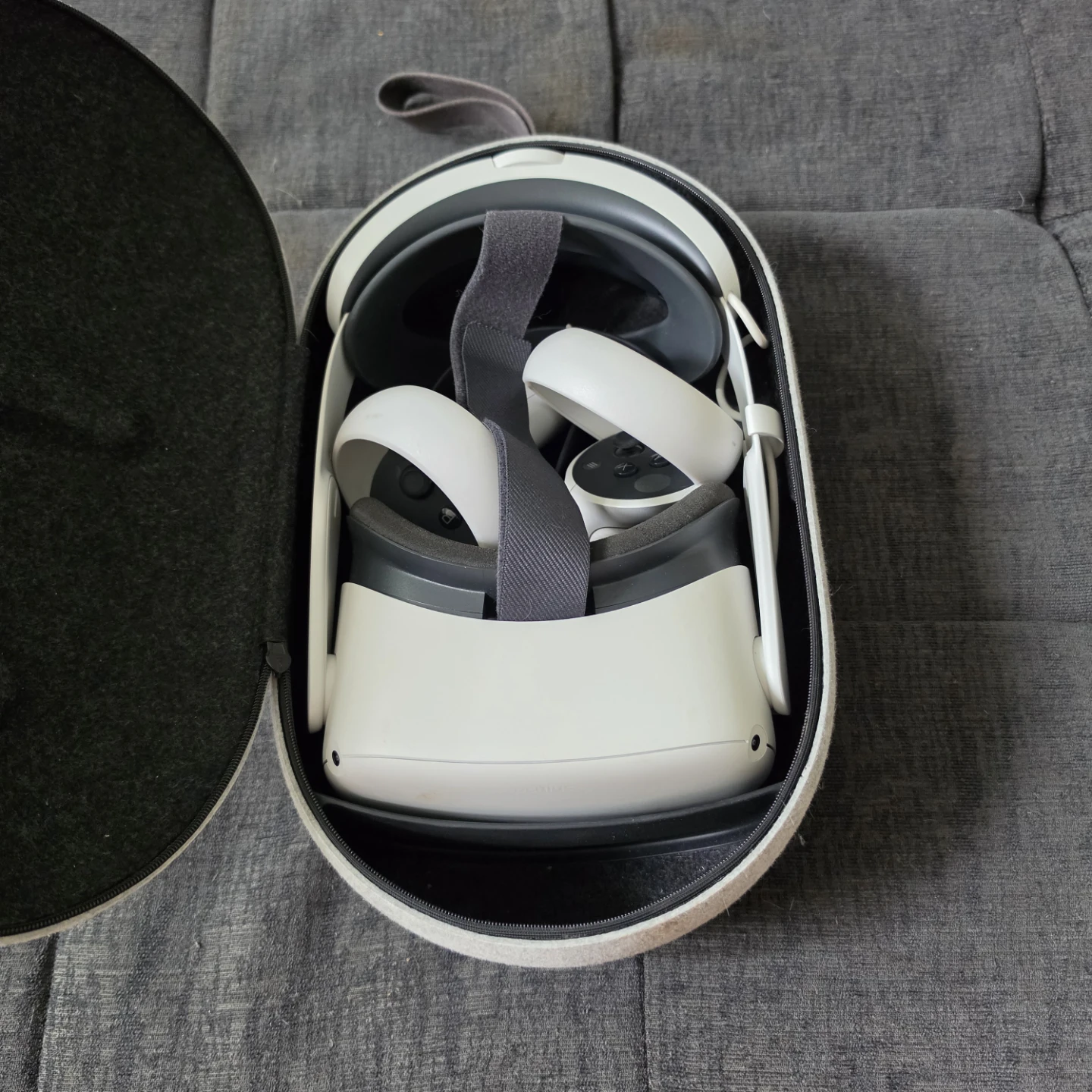 Meta Quest 2 VR Headset with Controllers and Case