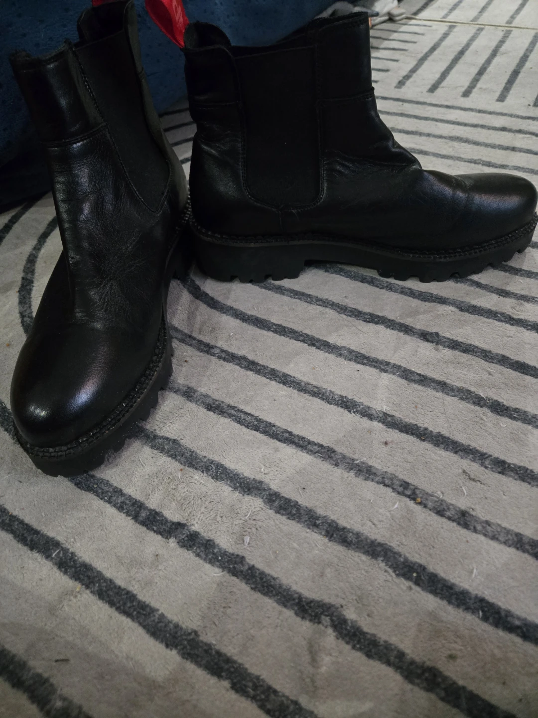 Pajar Black Leather Chelsea Boots