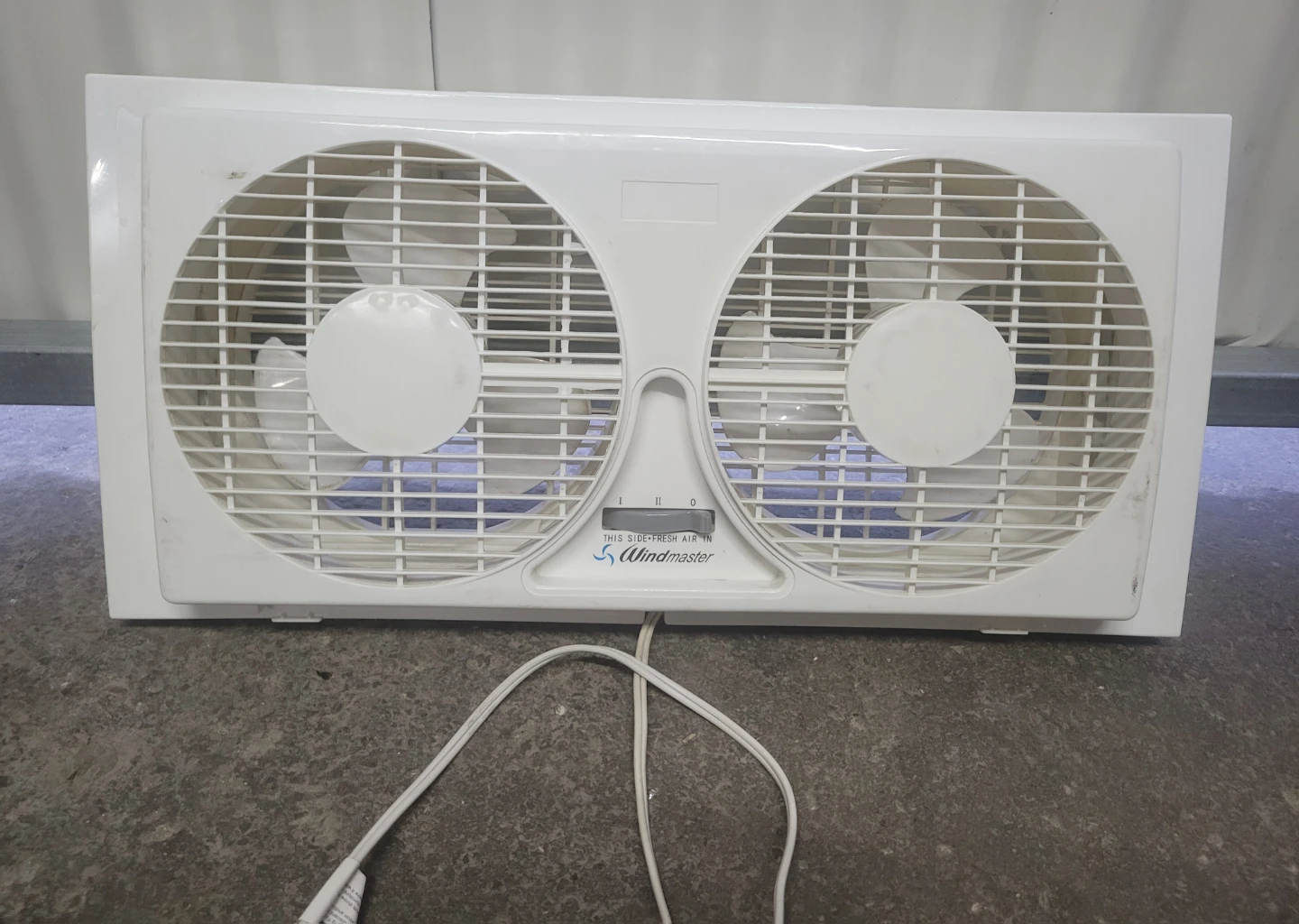 Windmaster Double Window Fan - photo 2