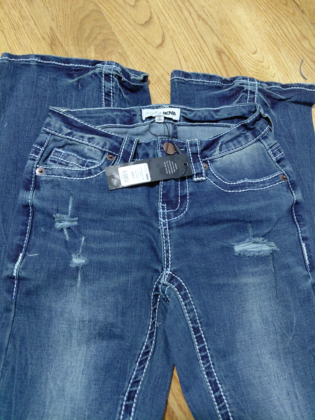 Fashion Nova Blue Flared Jeans - photo 4