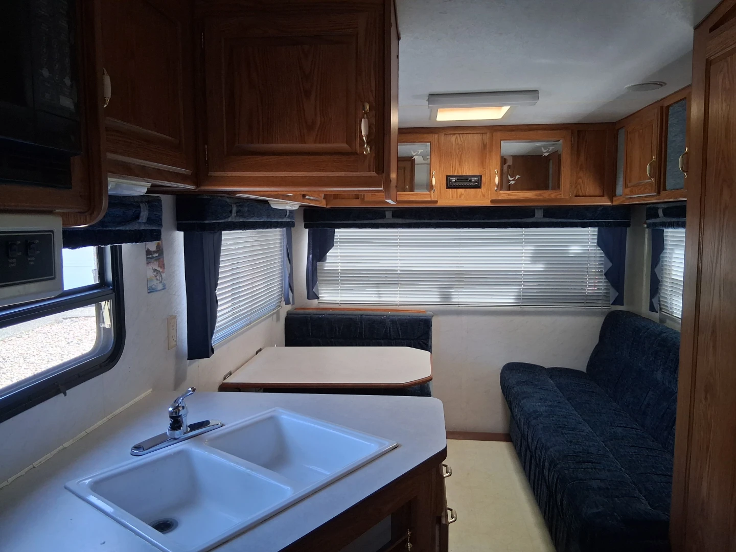Nash Fifth Wheel Trailer - photo 2